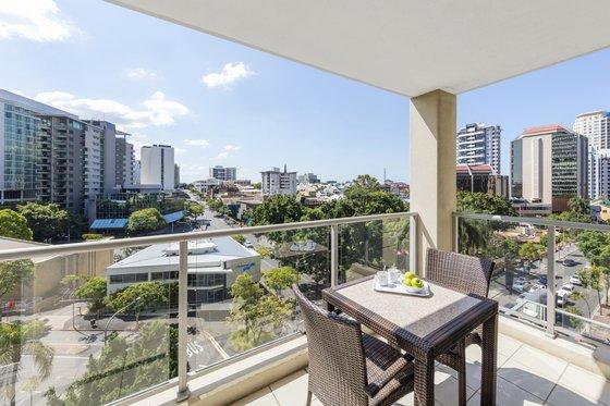 Oaks Brisbane Lexicon Suites Удобства фото