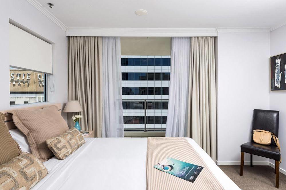 Oaks Brisbane Lexicon Suites Экстерьер фото