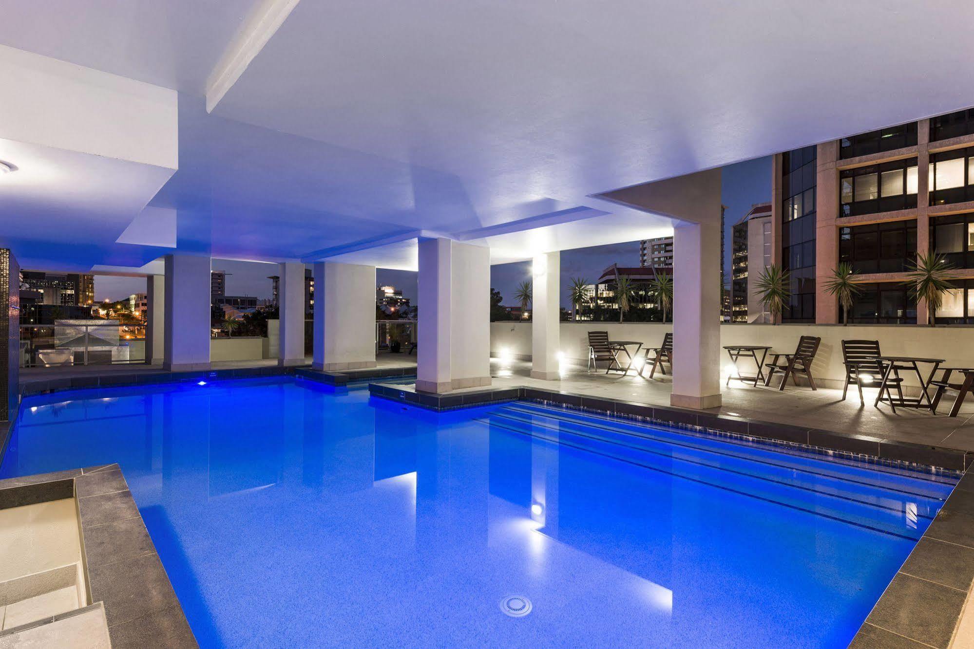 Oaks Brisbane Lexicon Suites Экстерьер фото